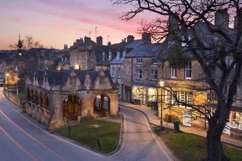Cotswold Chic Retreats "Jacinabox" Central Chipping Campden-Parking-Garden 外观 照片